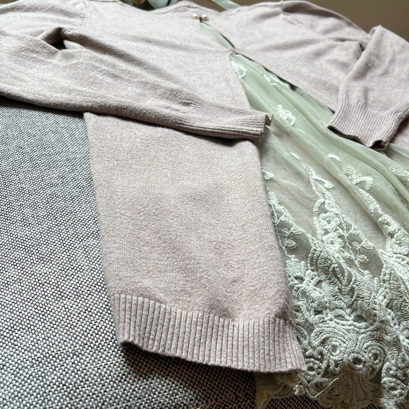 Vintage Lace Sweater with rhinestone and pearl detailing, Size: S/M - Picture 16 of 17